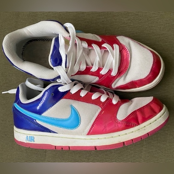 Nike Shoes - Nike Air Prestige Pre-Owned Women’s Shoes Size 9.5((runs small like 8.5 Medium)